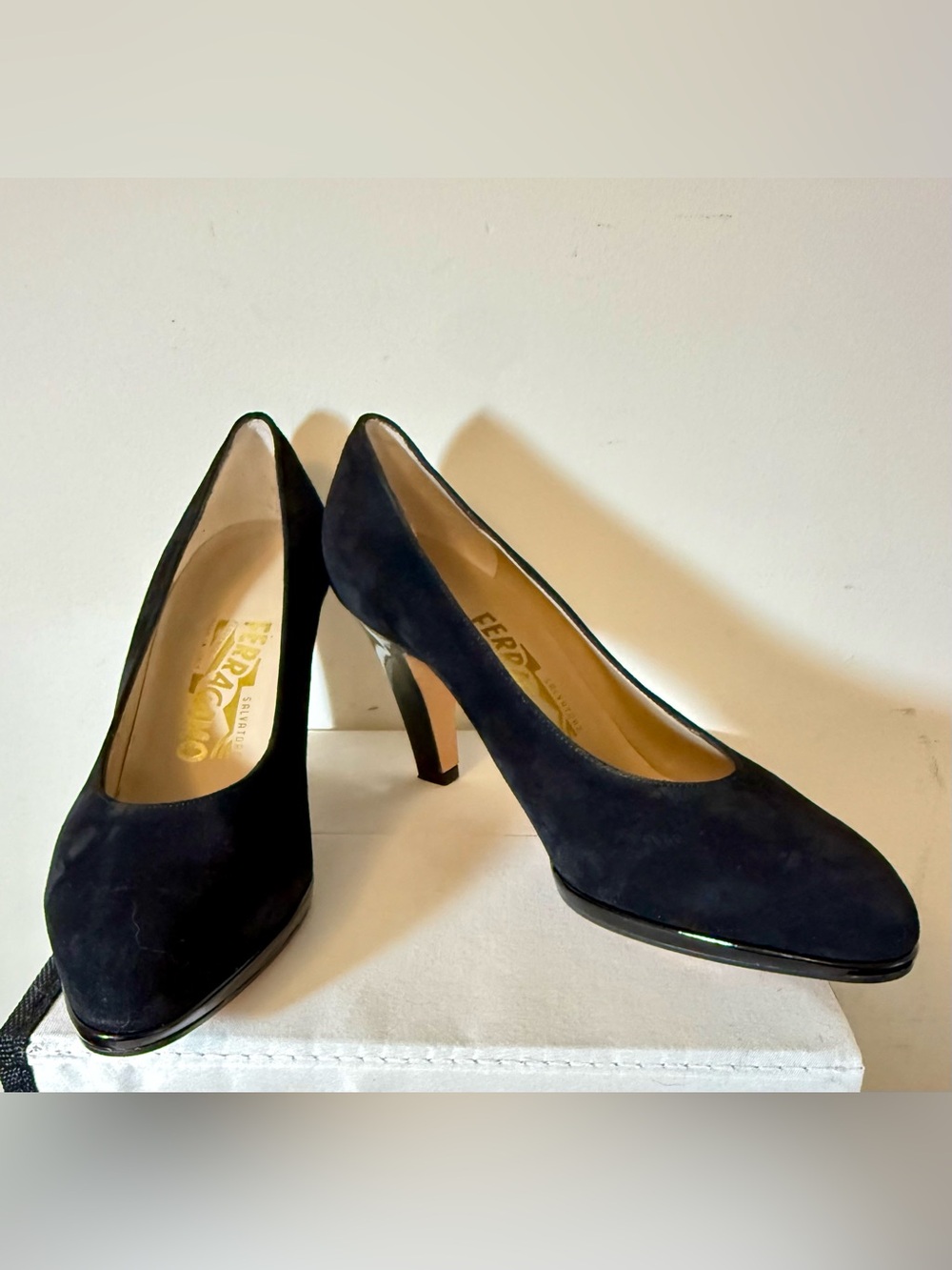 NWOB Salvatore Ferragamo Black Suede Pumps With Black Patent Accents